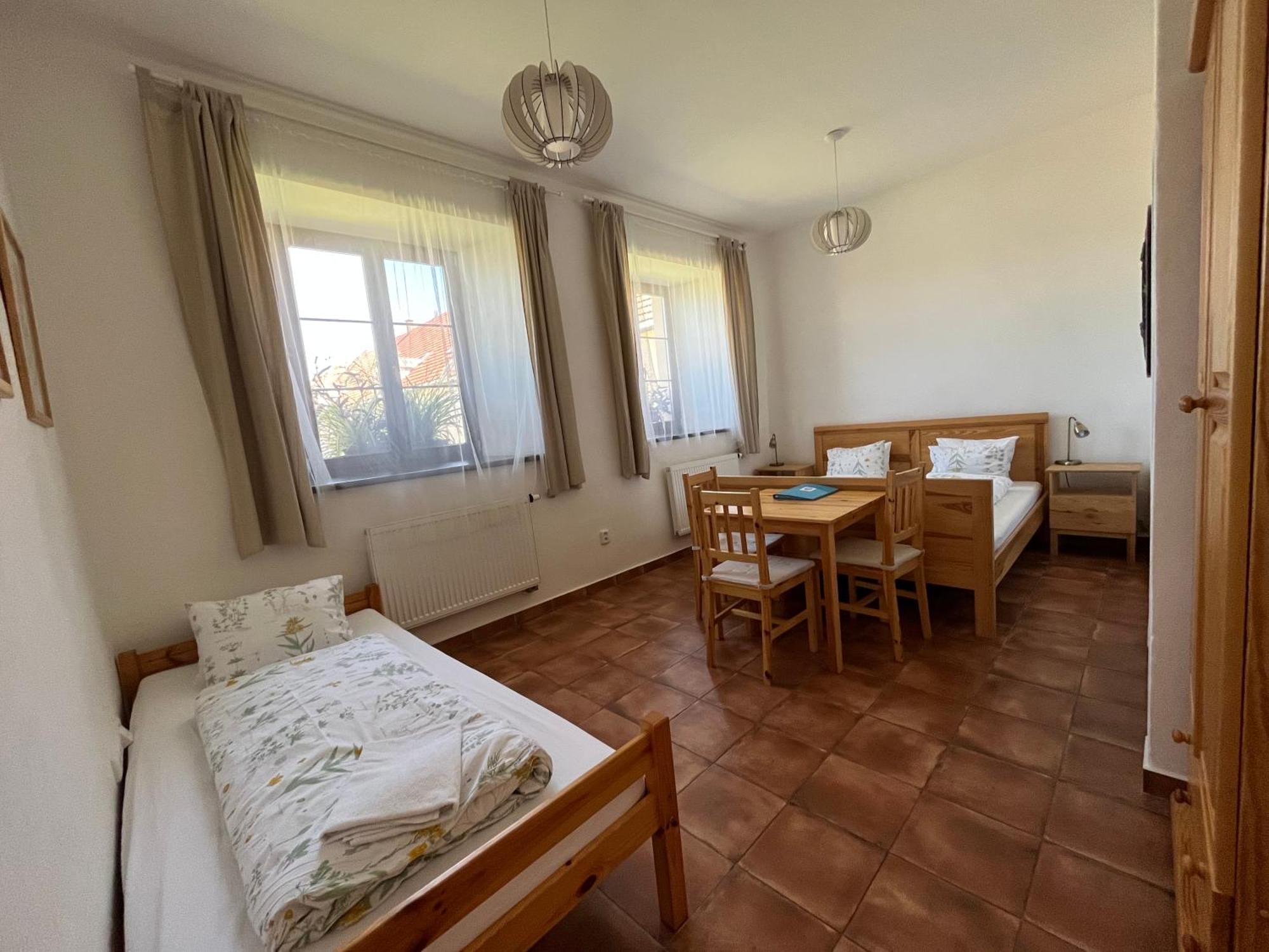 Hotel Dvur Nove Zamky Mladec Exterior foto