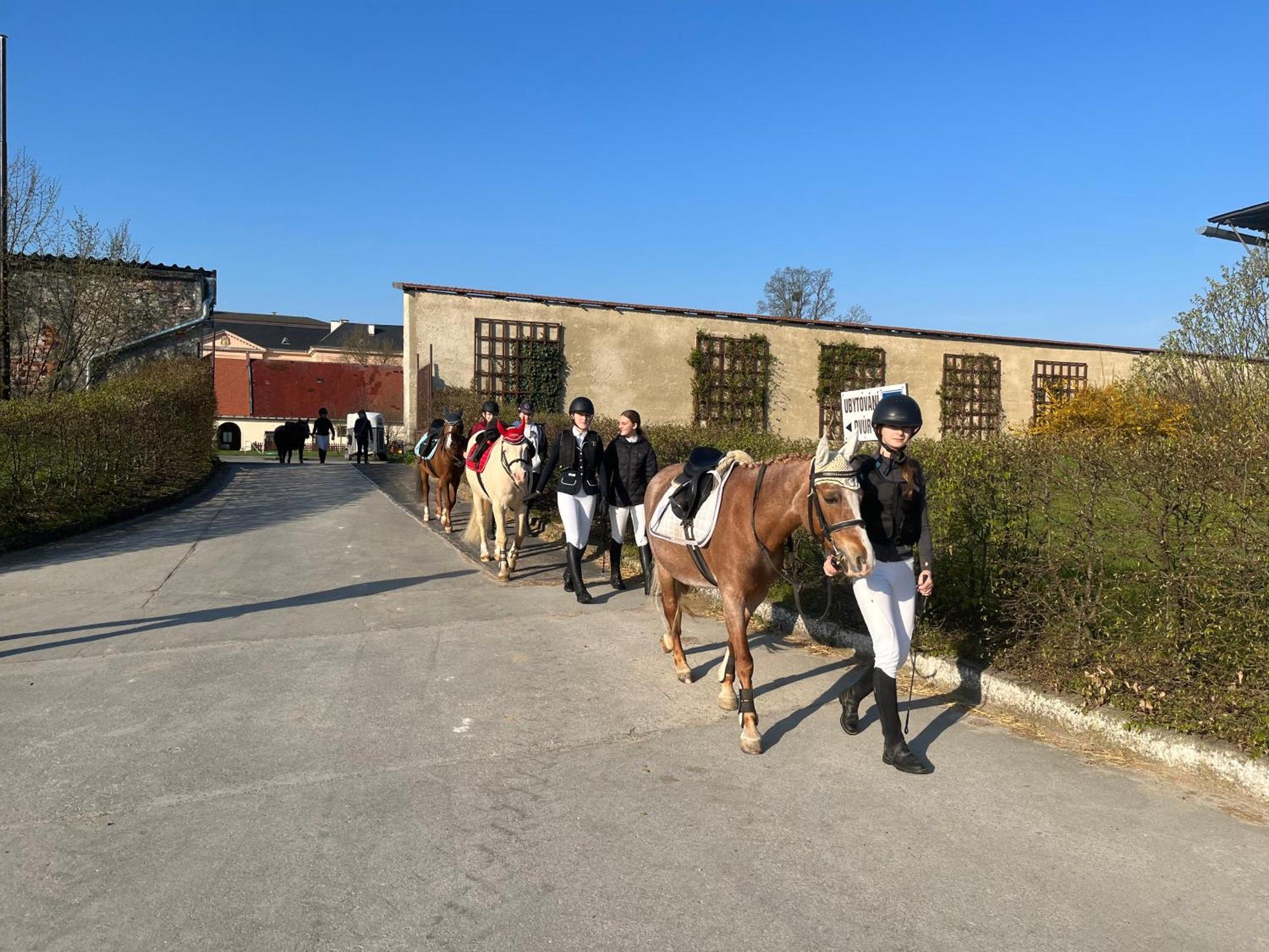 Hotel Dvur Nove Zamky Mladec Exterior foto